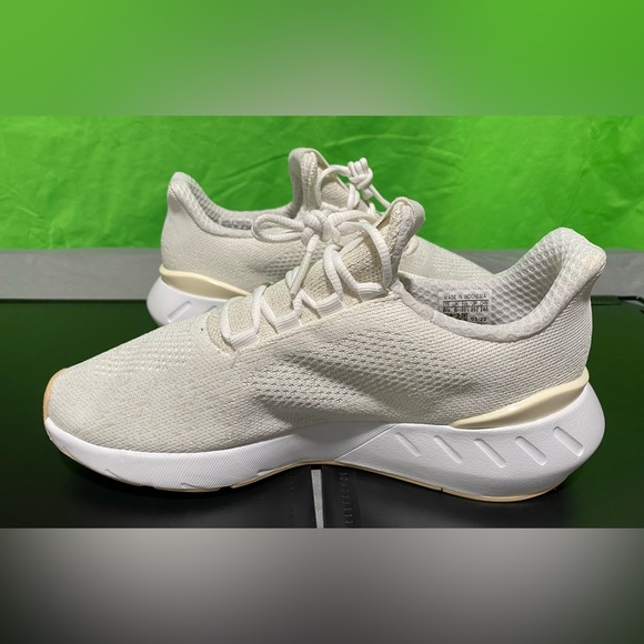 Women’s adidas swift run 2022 decon size 6.5 youth women size 8.5 *BRAND NEW* - Picture 6 of 8